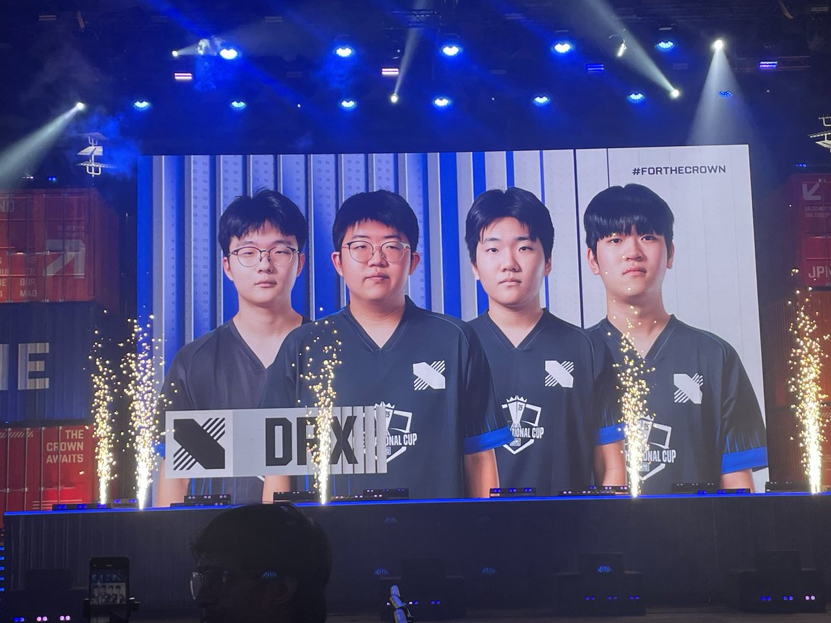 #FLASH: DRX DOUBLE DELIGHT ON MIRAMAR! 🇰🇷

DRX grab another WWCD in Match 6 with 9 finishes, totaling 19 points — Korea keeps the pressure on! 🔥

Reports <a href="/Kalagraphe88134/">Kalagrapher</a> 

<a href="/OfficialBGMIIND/">Krafton India Esports</a> 
#BMIC2025 #BGMI #KraftonIndia #DRX #Esports
