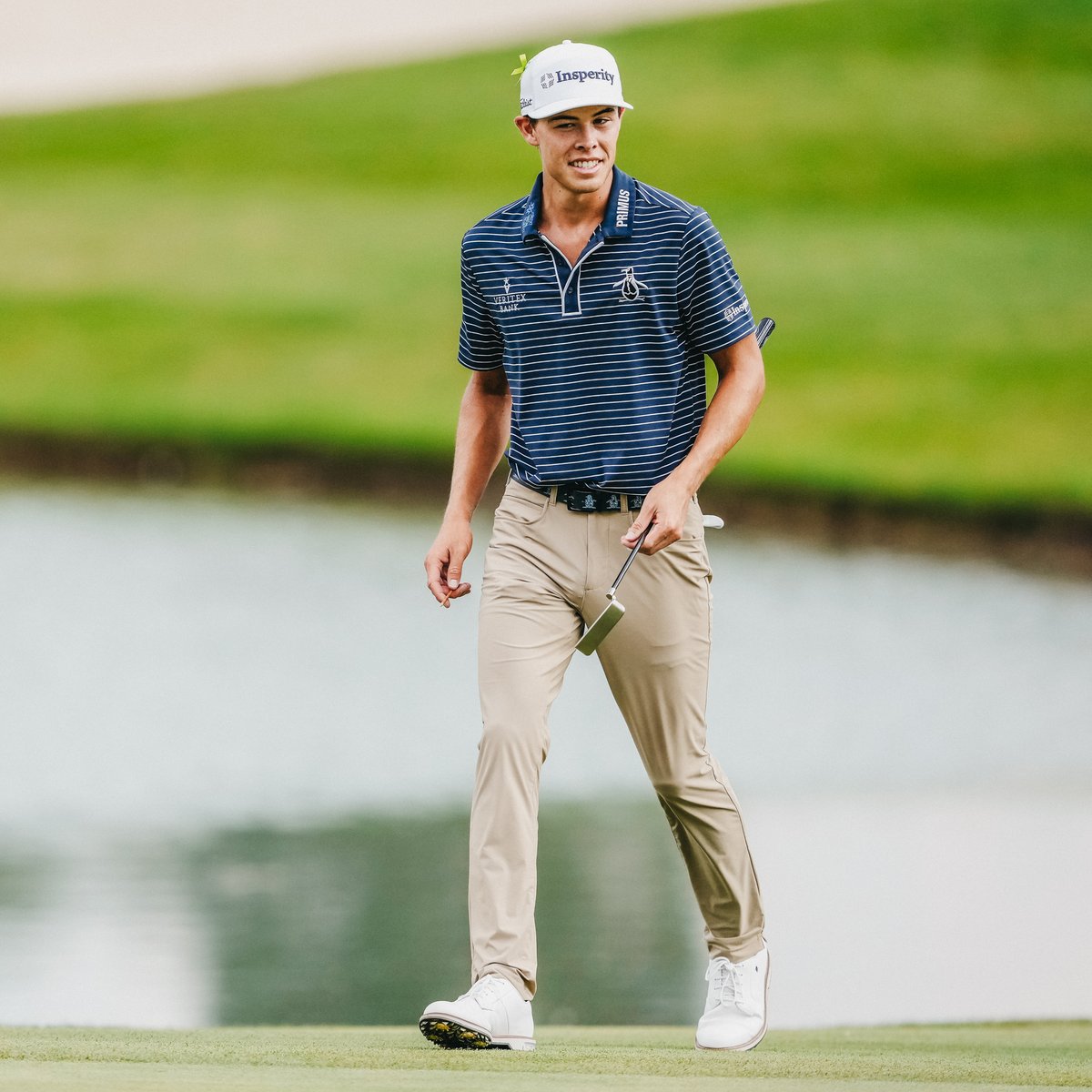 ESInvite's tweet image. Headed to the house you know gives out the full-size candy bars like... 🍫 

Happy Halloween from the #NV5Invite! 🎃👻☠️