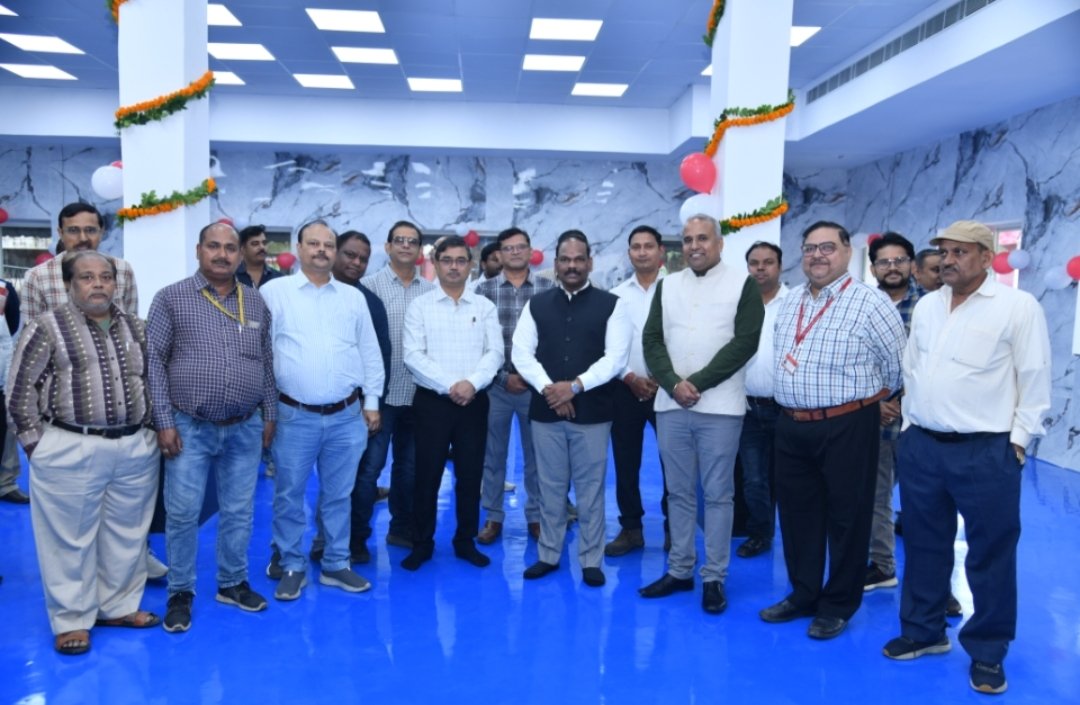 🚀Big boost for 'Aatmanirbharta'! 
GIL inaugurated its modernized Textile Testing Lab at OPF, its unit today.CMD Shri M C Balasubramaniam launched the state-of-the-art facility, which will significantly bolster Innovation &amp; Research and ensure highest quality in defence products.