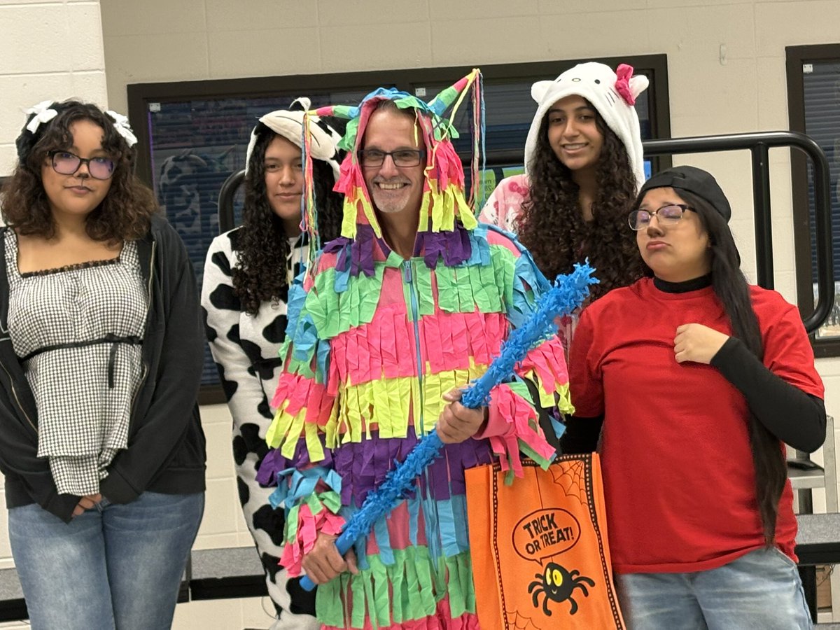 Mighty Mustang Choir tweet media