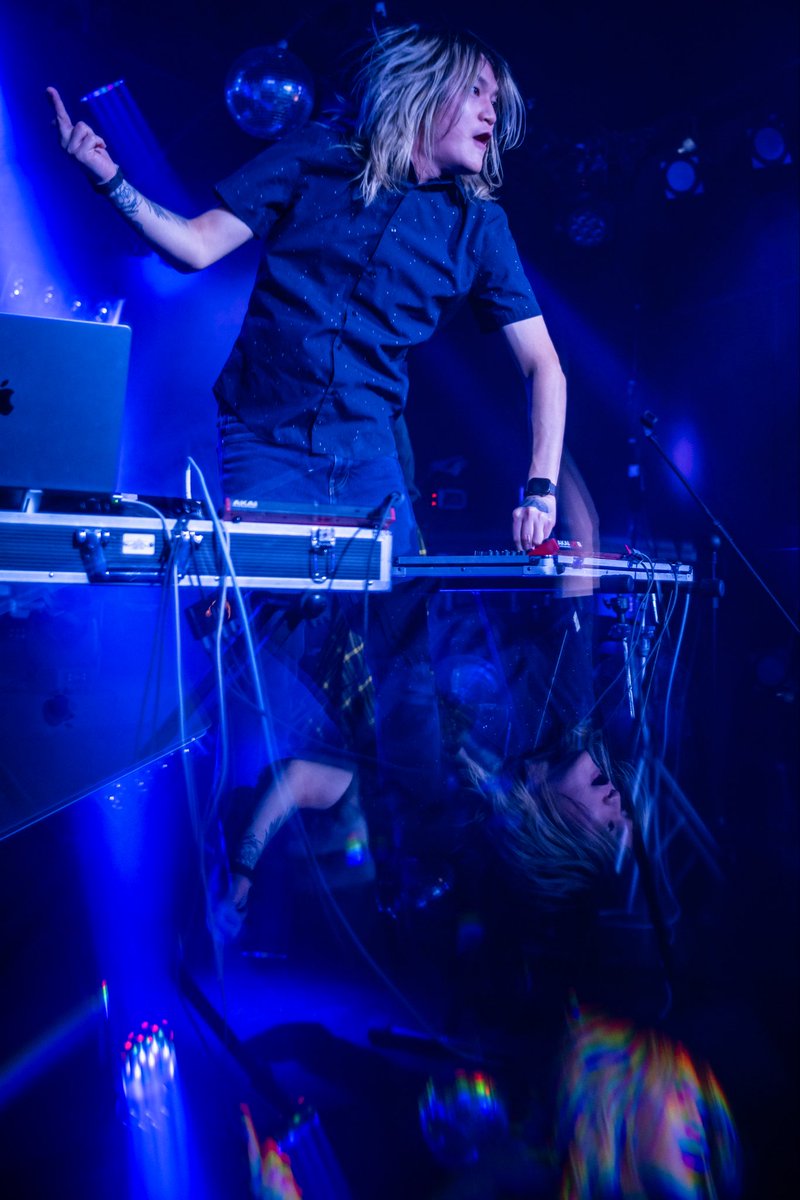 팻햄스터 &amp; 캉뉴
Fat Hamster &amp; KANG New
라이브 클럽 데이 익스텐디드!
2025.10.26 at 프리즘홀

Photo by Blair Kitchener 블레어 키치너

<a href="/liveclubday/">라이브 클럽 데이</a>