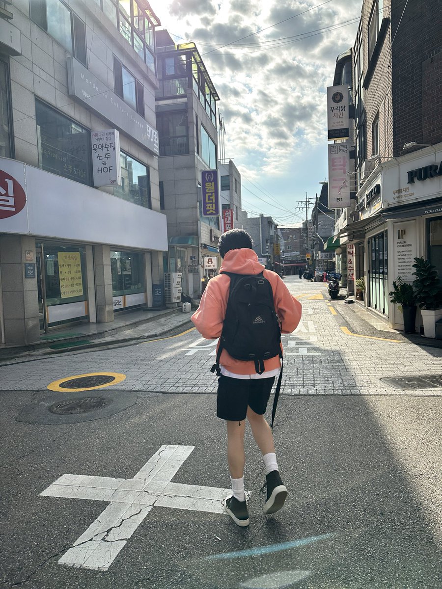 jeongsewoon_twt's tweet photo. 떡볶이 먹을 사람! 🍽️

#정세운 #JEONGSEWOON https://t.co/32vlNAkKFj