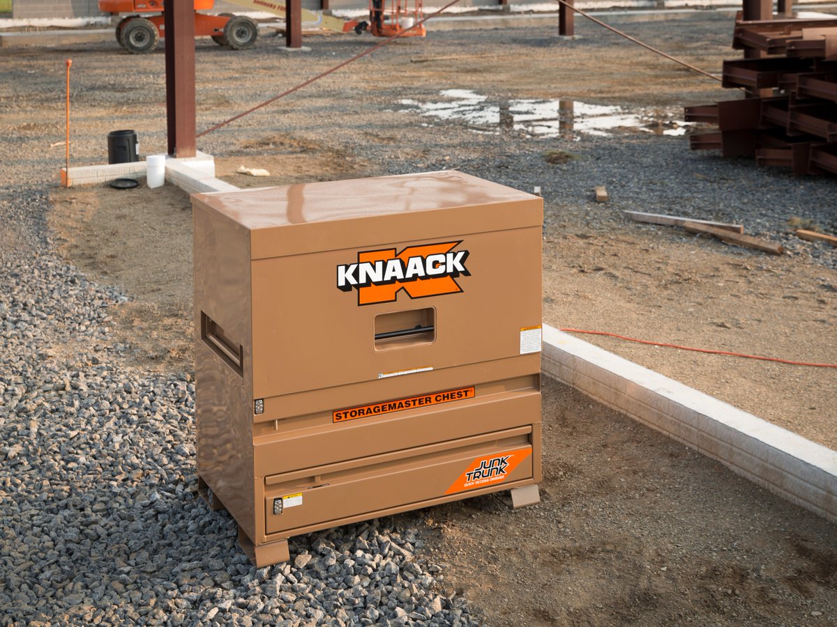 CantCrackKnaack's tweet image. Even jobsite ghouls can’t crack Knaack. 

#knaack #jobsitestorage #jobsitesecurity #jobsite #tools