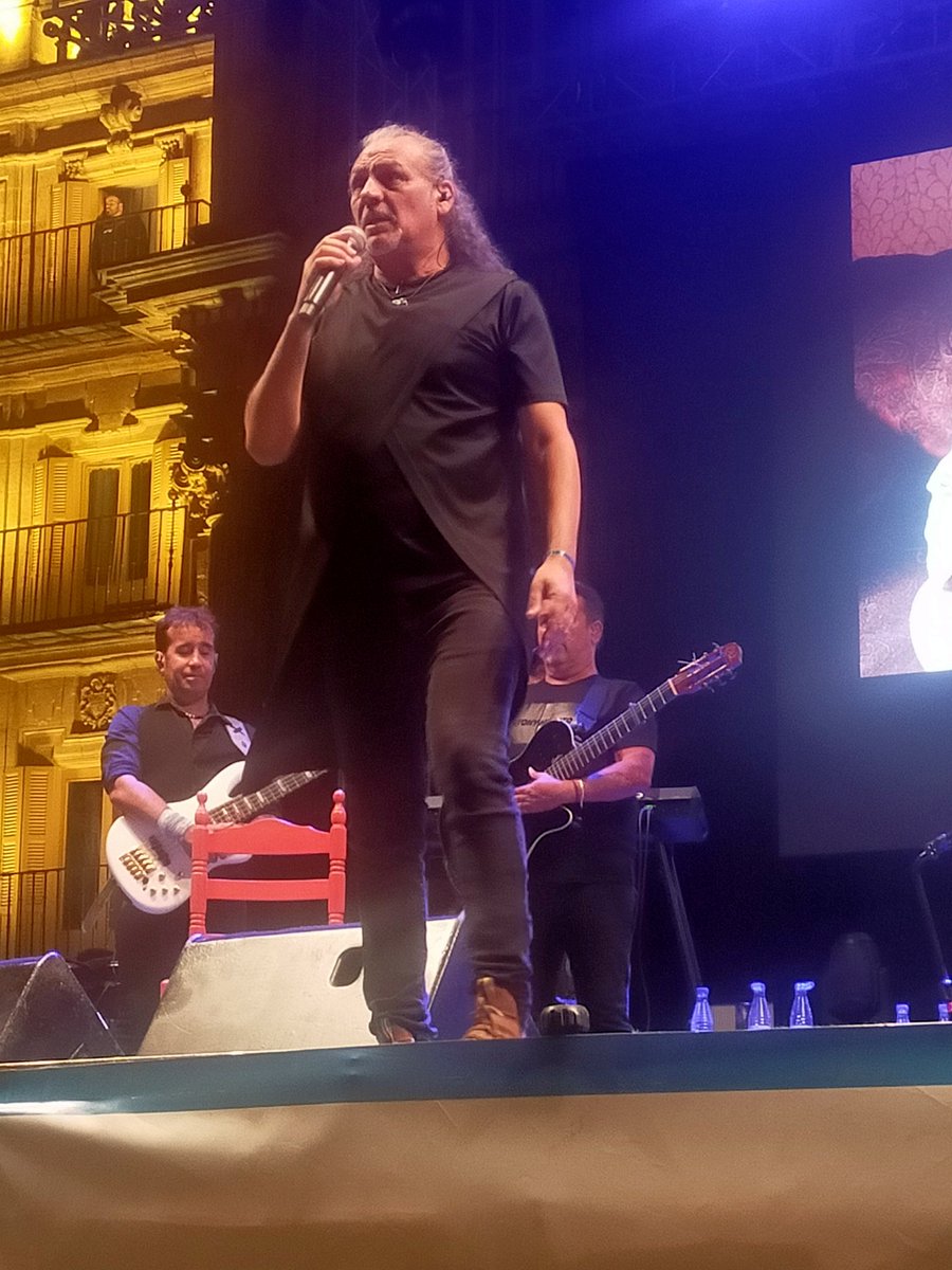juanant37's tweet photo. @DioniMartin muchas felicidades tío grande , y que cumplas muchos más.. espero verte pronto en Salamanca. Un abrazo fuerte https://t.co/tasWGNOhCg
