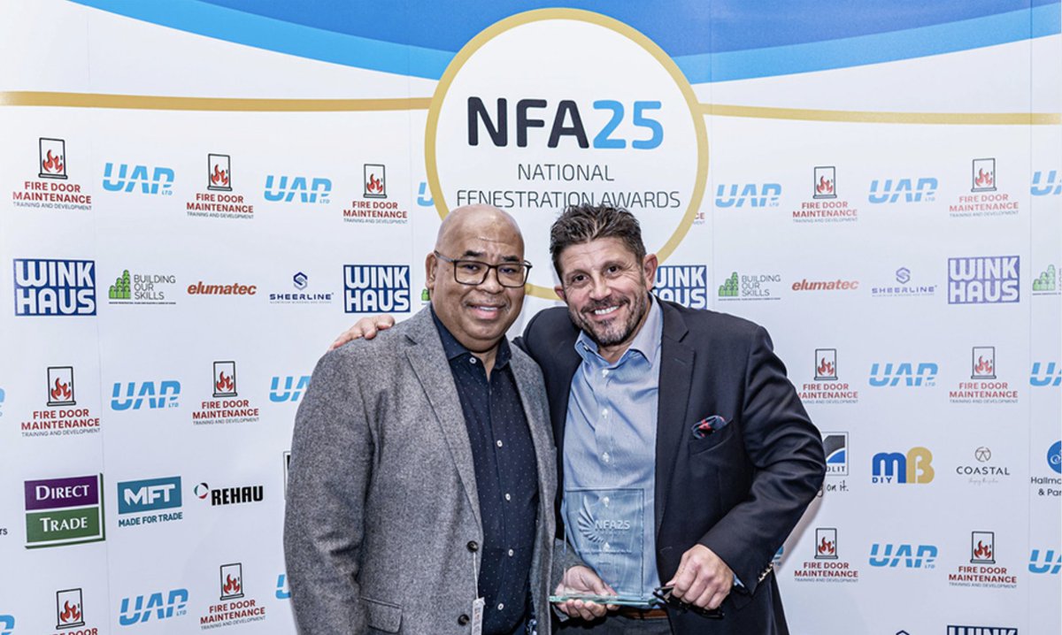 SHEERLINE’S DOUBLE AWARD WIN AT NFAS 2025 glassnews.co.uk/sheerlines-dou… via <a href="/GlassNewsmag/">Glass News</a> <a href="/SheerlineSystem/">Sheerline</a> <a href="/NatFenAwards/">National Fenestration Awards</a> <a href="/GarnalexSystems/">Garnalex</a>