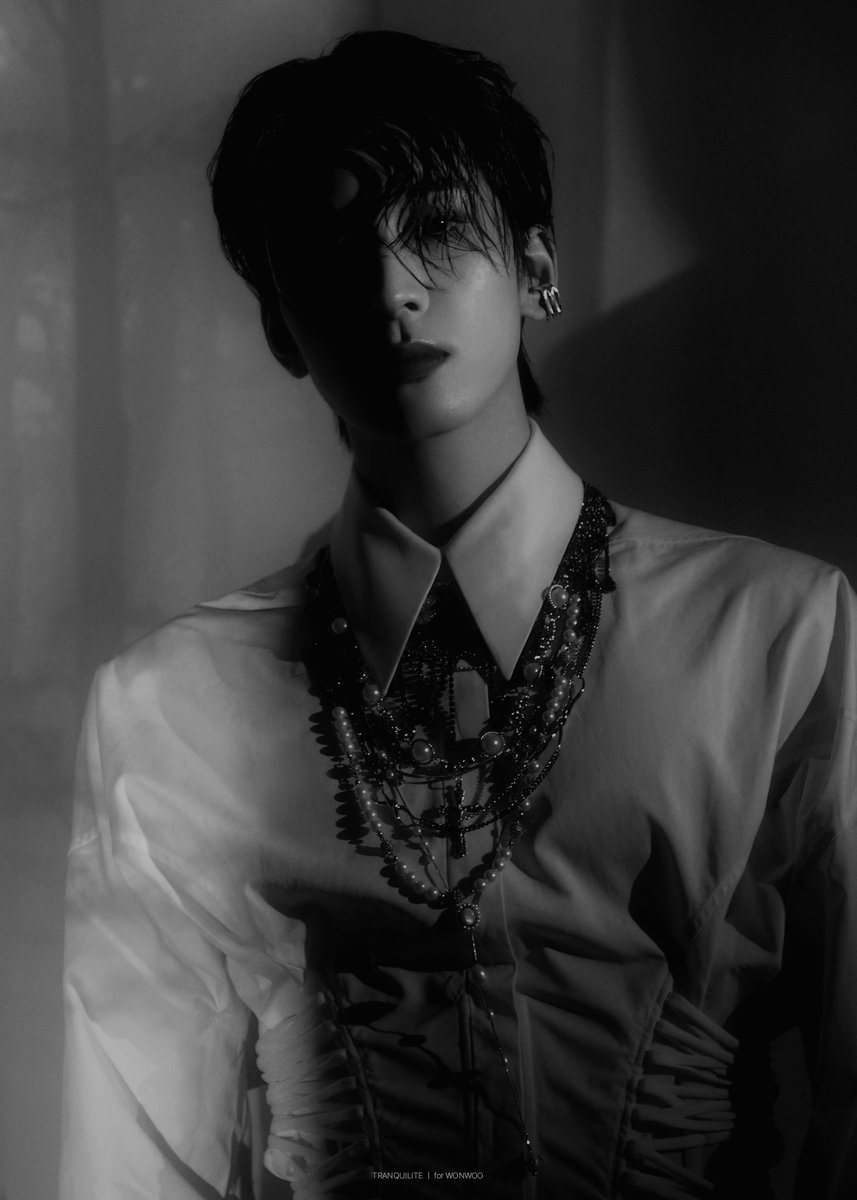 <a href="/FamilyofWillard/">Willard Family</a> Wearing the best I could find in my closet.

#WillardMysticNite