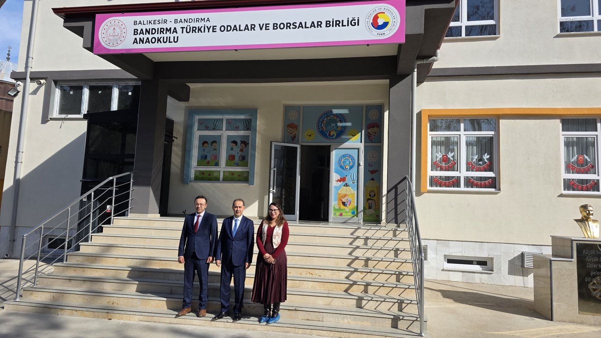 📍Bandırma Türkiye Odalar ve Borsalar Birliği Anaokulu

Kaymakamımız <a href="/engin_aksakal/">Engin Aksakal</a>, İlçe Milli Eğitim Müdürü <a href="/MutluAslann/">Mutlu Aslan 🇹🇷</a> ile birlikte, Bandırma Türkiye Odalar ve Borsalar Birliği Anaokulu öğretmen ve öğrencilerini ziyaret ederek okulda incelemelerde bulundu.
