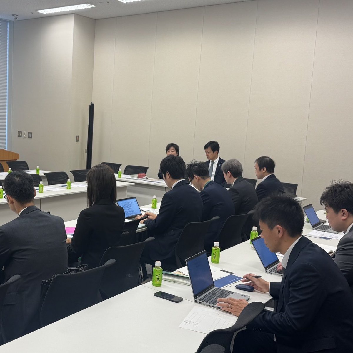 noda_seiko93's tweet photo. 先日、WORK!DIVERSITY(包摂的就労)勉強会が開催されました。障害者に限らず、刑余者やひきこもり、癌サバイバーなど、就労に困難を抱える方々の支援にしっかりと取り組んで参ります。
#workdiversity
#ワークダイバーシティー
#野田聖子 https://t.co/Vpo18v8USP