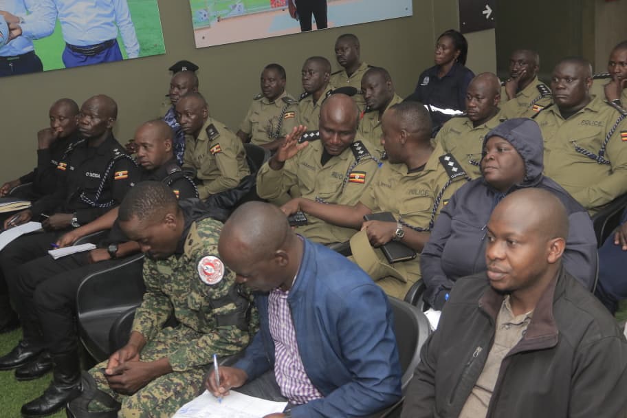 MasazaCup_'s tweet photo. A security and coordination meeting has been held ahead of tomorrow’s #MasazaCupFinal2025 to ensure smooth organization, maximum safety, and a peaceful atmosphere throughout the closing games and grand ceremony at @HamzStadium Nakivubo.
#NakivuboTujja #BugandaSports https://t.co/i4a1RUWjwU