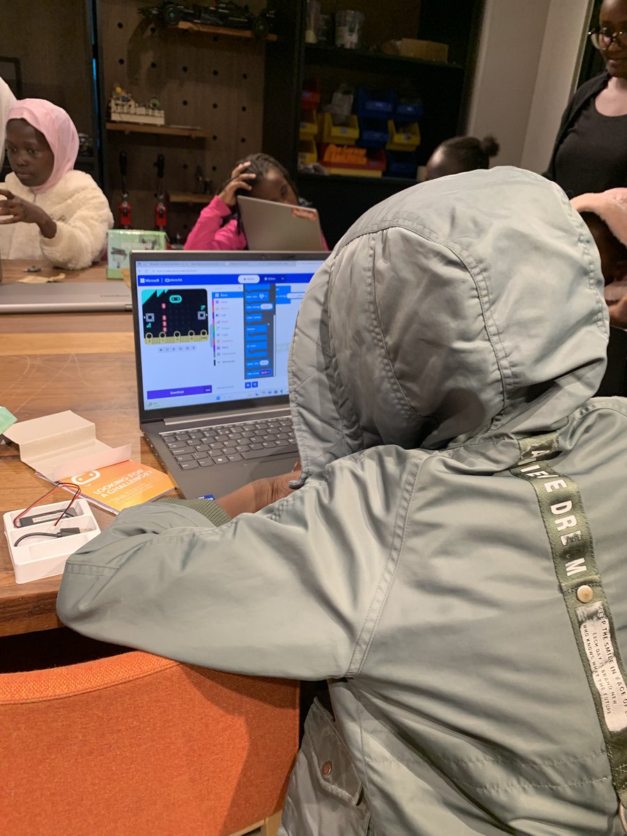 CodeYetu's tweet image. Using @microbit_edu Microbits, kids explored the environment with Microbit temperature, light, and sound sensors during #CodeForCharity @MicrosoftADC. They also displayed their names and learned in a fun, enjoyable way using a number-sensing game.