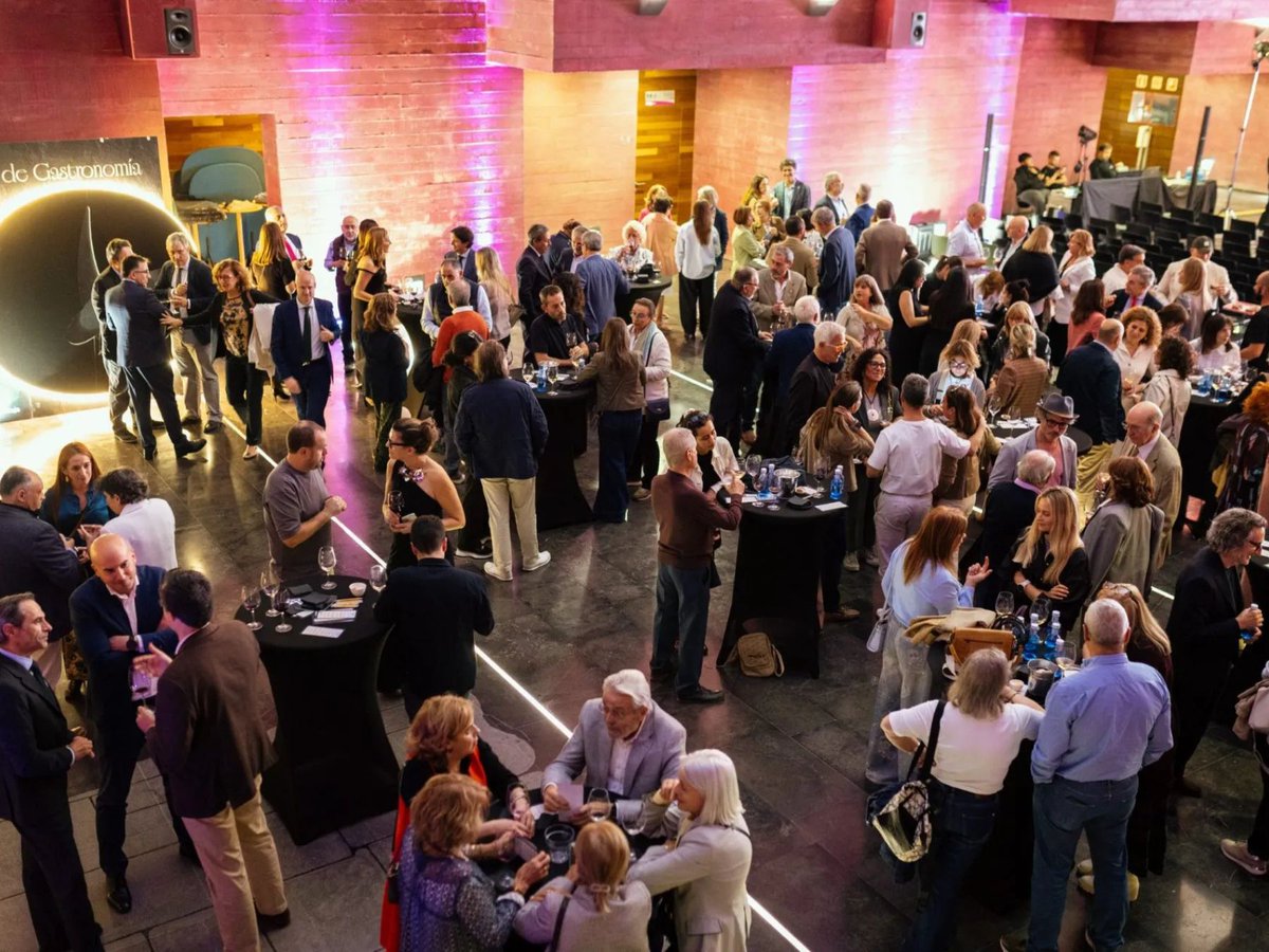 Real Academia de Gastronomía tweet media