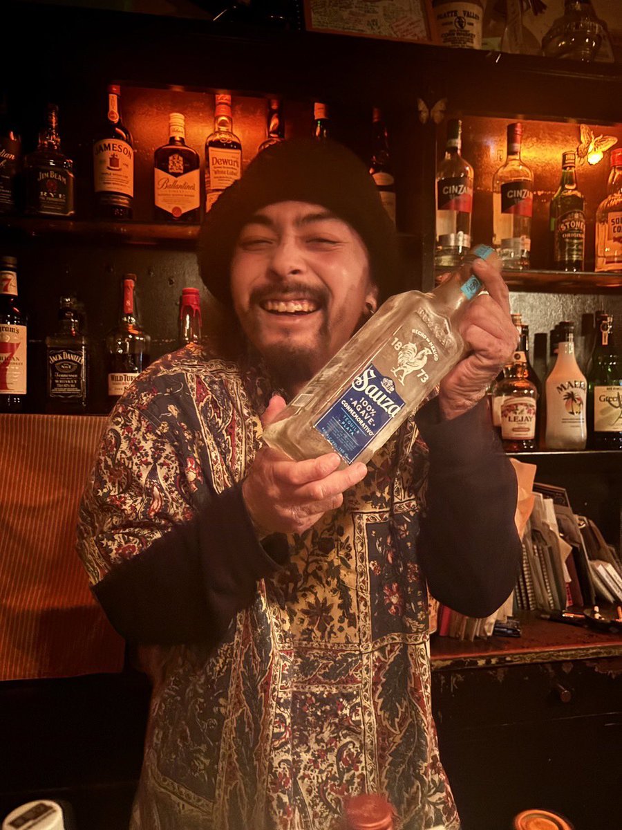 私事ですが、11月末に働かせていただいてる
4店舗を辞めることになりました。

約4年間ありがとうございます！
各店舗11月末ギリギリまでいますんで
会い来て頂けたら嬉しいです🙇🏽‍♂️

残り１ヶ月よろしくお願いします！！