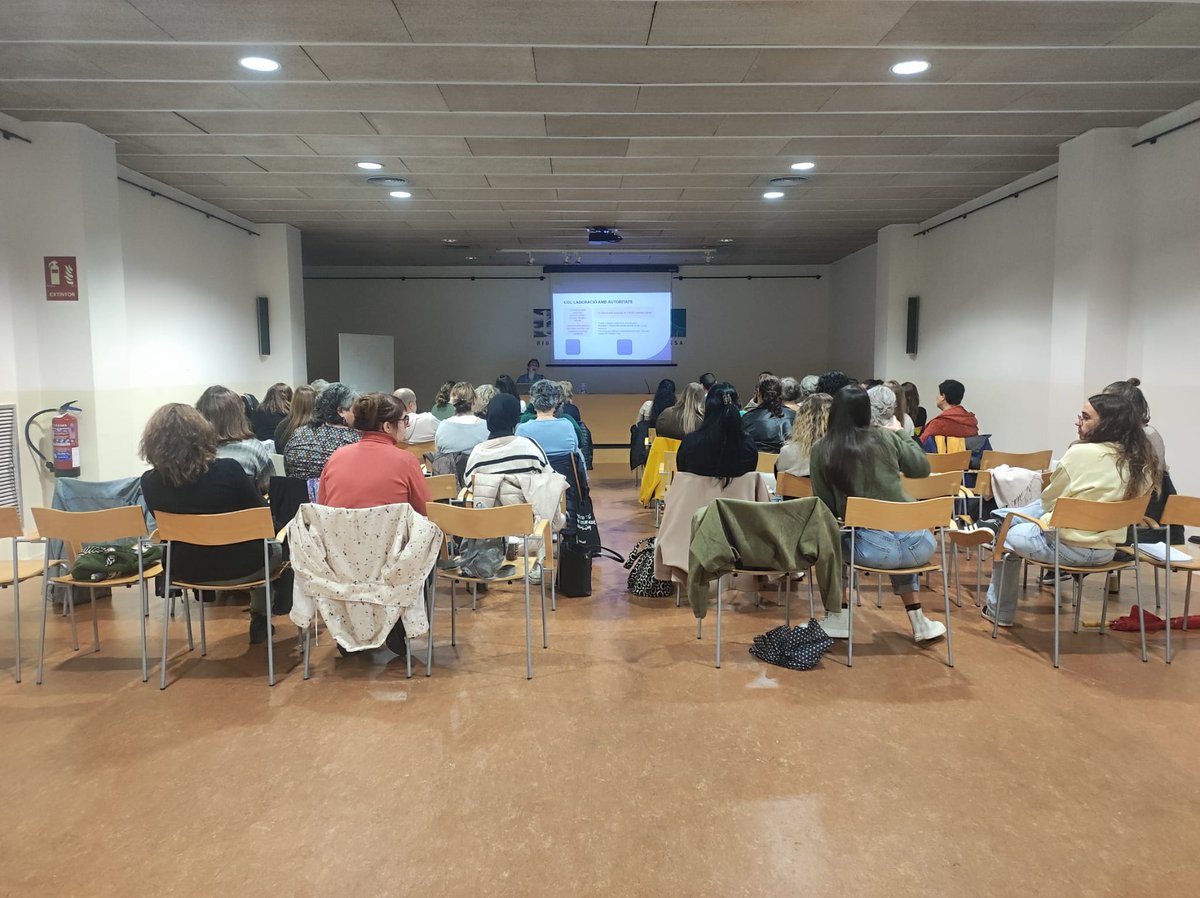El dimecres vam estar a <a href="/ajterrassa/">Ajuntament de Terrassa</a>, on l’Alexandra va impartir una formació sobre estrangeria per a professionals.

Gràcies a totes les persones assistents per l’interès i la participació!