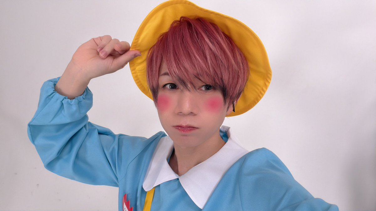 uratasama's tweet image. ハッピーハロウィン🎃

ハロウィンだからね

みんなでコスプレしたよ

いまの園児ってこういう服着ているのか？

仲間たちとも撮ったぜ！！！