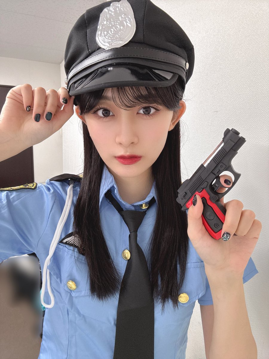 警察だ、ハッピーハロウィン🎃