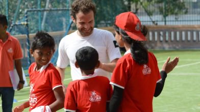 JorgeCampanas23's tweet image. Y lo más importante: su humildad no cambió.
En Australia sigue participando en proyectos solidarios de Common Goal, donando parte de su salario para causas sociales ❤️

#CommonGoal #FutbolConValores #JuanMata