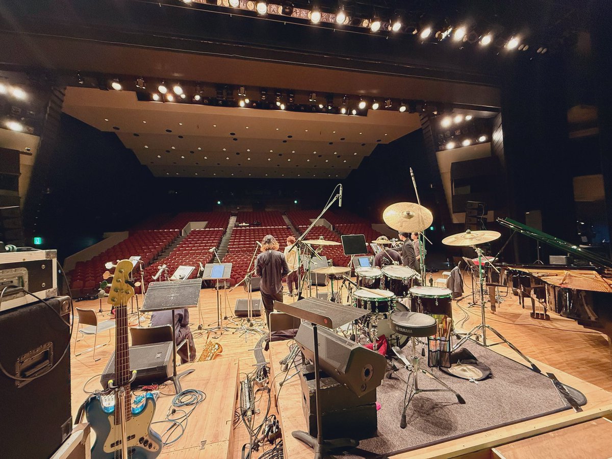 今夜は北海道 函館市民会館で 