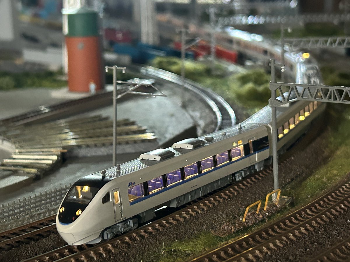 にくむらページ らいえる on X