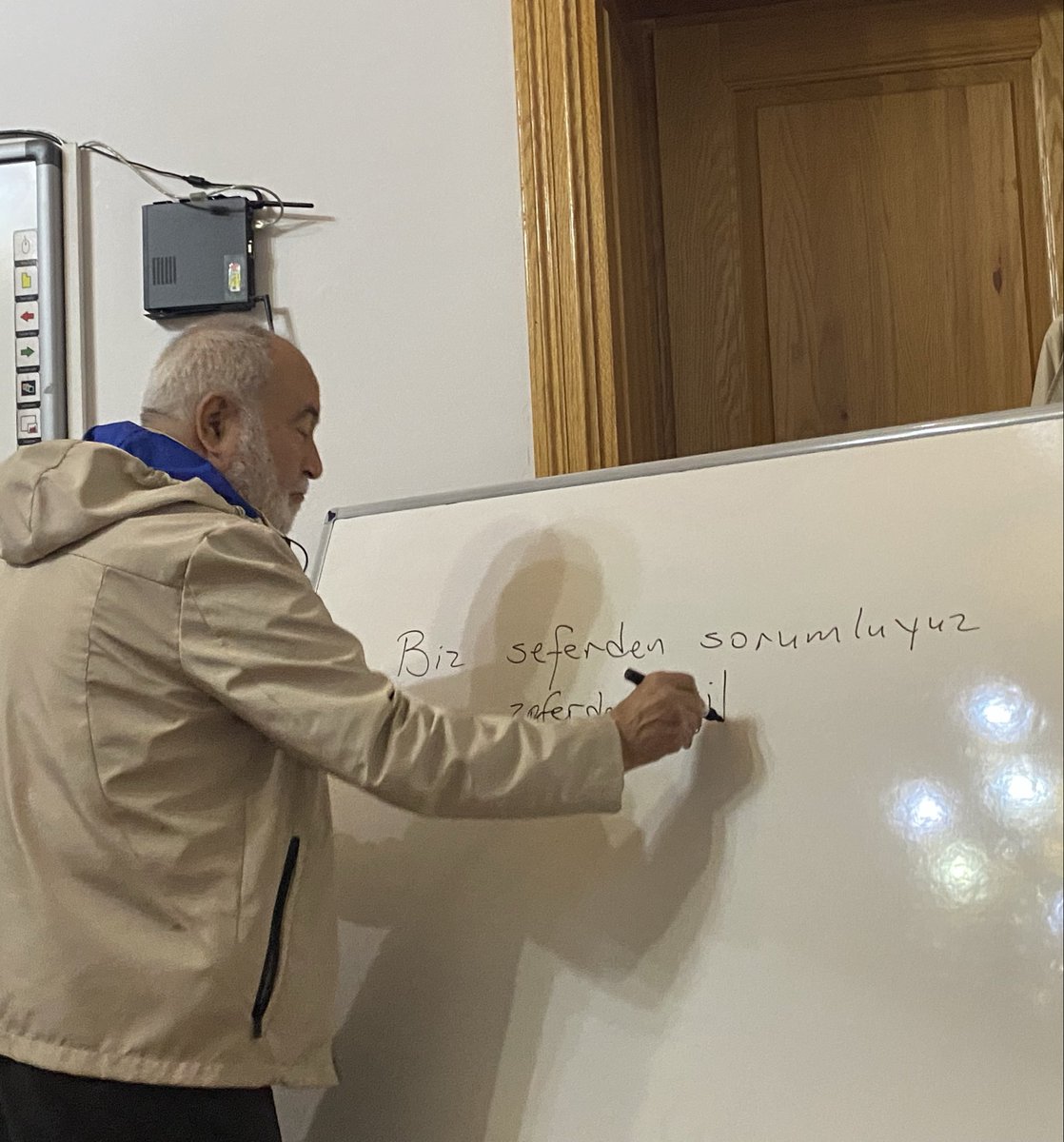 “Elimizde kılıç değilse bile, niyetimizde sefer olmalı; zira biz zaferden değil, seferden sorumluyuz.”