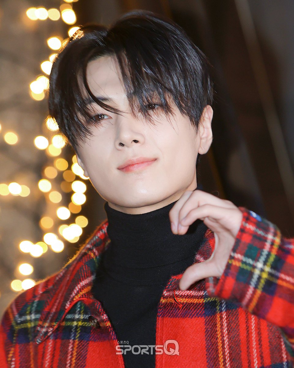 sportsqnews's tweet image. [#포토Q] 251031 ‘제이’ 랄프 로렌 포토콜

📌sportsq.co.kr/news/articleVi…

#제이 #JAY
#ENHYPEN #엔하이픈
#RalphLauren #랄프로렌