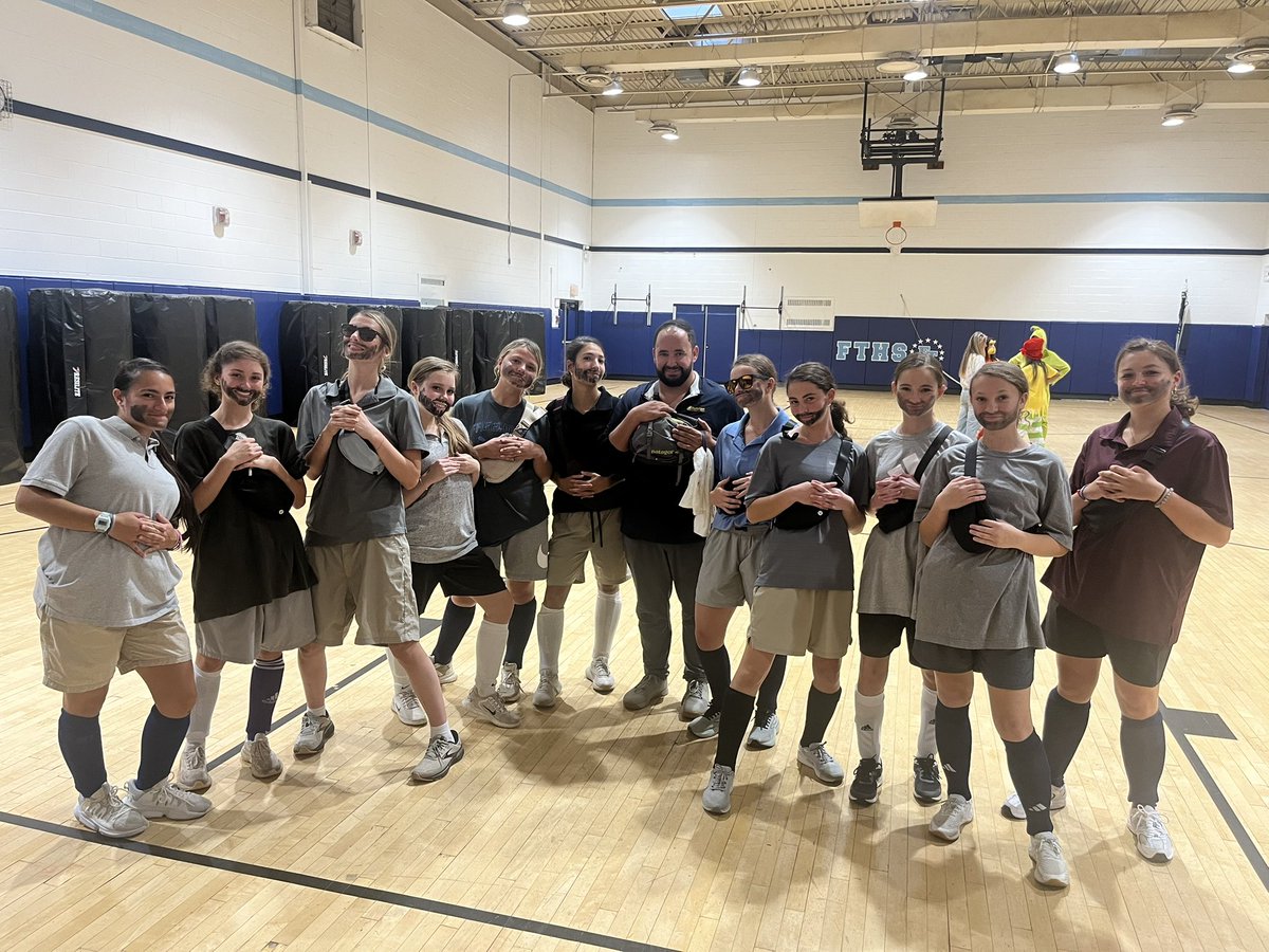 FTHS Field Hockey tweet media