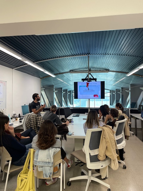 aecirujanos tweet media