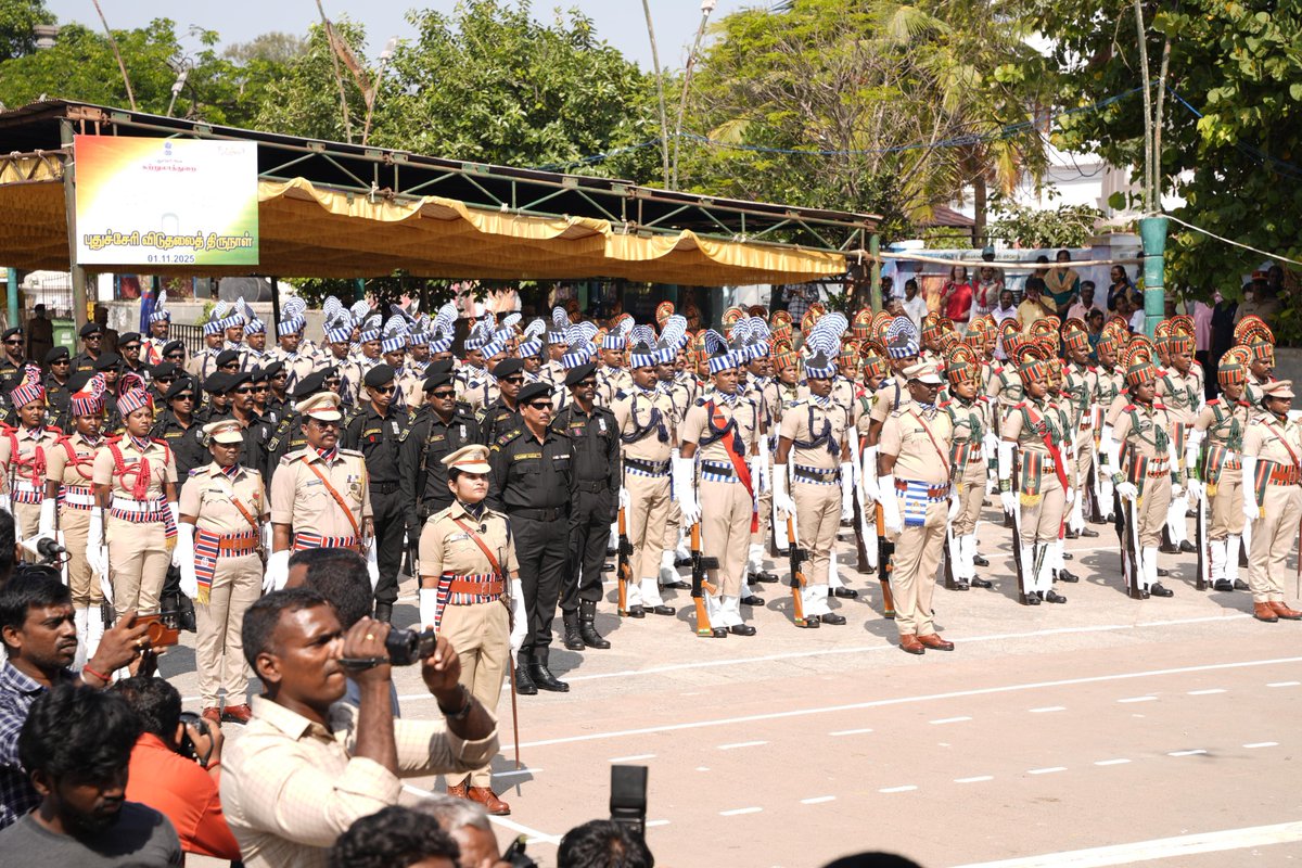 airnews_puduvai's tweet image. காரைக்காலில் மாவட்ட நிர்வாகம் சார்பில் சர்தார் படேல் 150ஆவது பிறந்த நாள் விழா சிறப்பாக கொண்டாடப்பட்டது. #Sardar150
 #Karaikal #NationalUnity