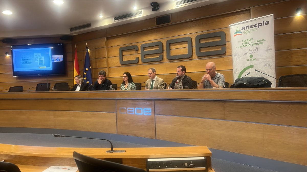 Hoy asistimos a la jornada ESTRATEGIAS DE CONTROL FRENTE A VESPA VELUTINA organizada por <a href="/anecpla/">ANECPLA</a>  en la sede de la CEOE.