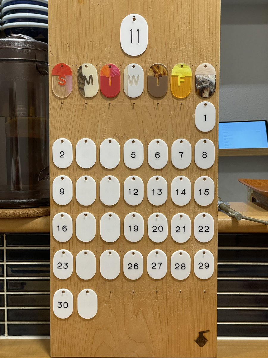 udon_shiro_obi's tweet image. 遅れてすいません。
11月の営業カレンダーです。

変わらず月火休みでお願いします。
平日夜営業はしばらく続けます。

よろしくお願いします。