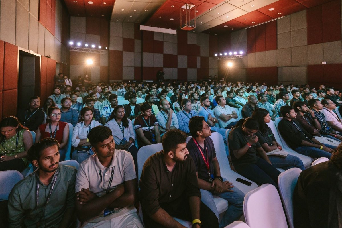 react_india's tweet image. SDK design from the experts

Naveen Chand (Auth0 by Okta) breaking down how to create components that work for developers AND machines!

Everyone&apos;s learning something new right now 🔥

#ReactIndia2025 #Auth0