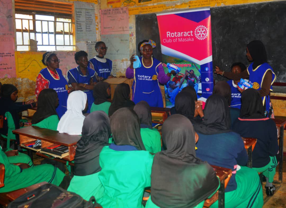 RCMasaka's tweet photo. A special thanks to all that accompanied us yesterday as RC Masaka in partnership with RC Msk city, Rotaract Masaka extended support to those beneficiary schools. Project accomplished 🫡🫡
#Oneactatatime
#Rotaryeyamba https://t.co/A8LzcvnbNl
