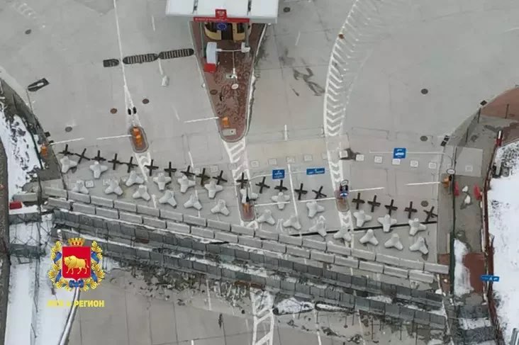 Польша, вероятно, убрала часть заграждений на погранпереходе «Кузница»

По сравнению с кадрами весны 2023 года, на погранпереходе исчезли противотанковые ежи. 

mediazonaby.com/news/2025/10/3…