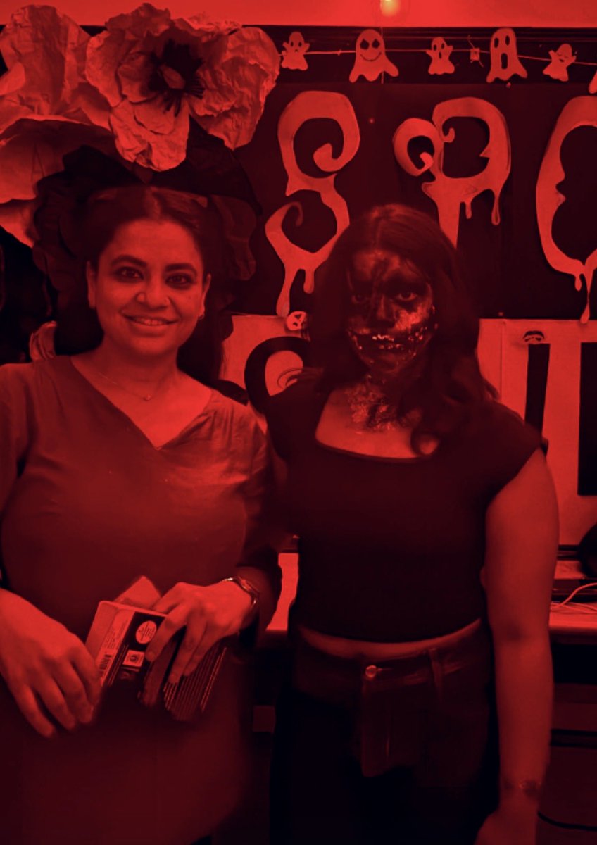 janjuamehak's tweet image. You feel it too, don’t you? The shift in the air. The whisper of Halloween. 🎃
#HalloweenSpirit #SpookySeason #OctoberMagic @shardauniv #Halloween2025 #Halloween