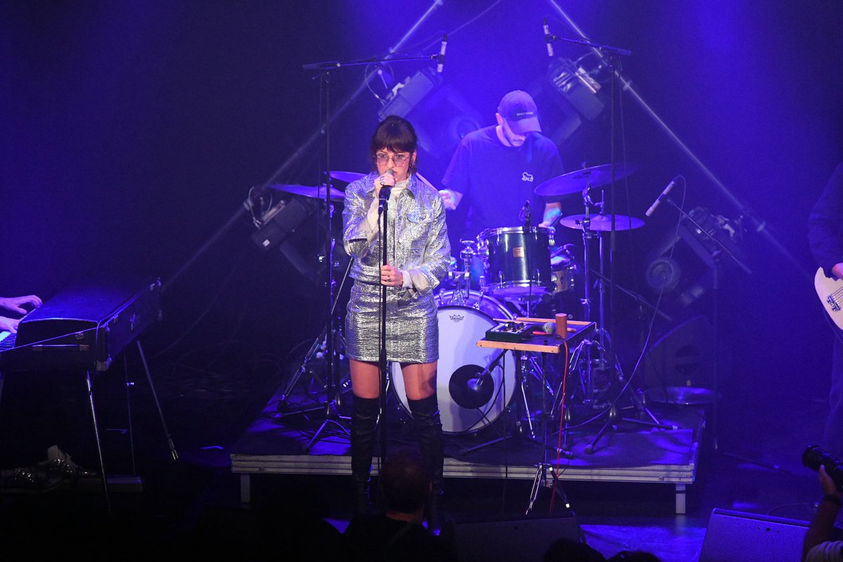 Hier à l’espace Paul B pour la 2eme journée des Primeurs de Massy
Treaks // Gildaa // Lea Maria Fries

Entre post punk, jazz et métissage ; il reste 2 jours de festival et la prog est pleine de promesses 
#live
#concert
#culture