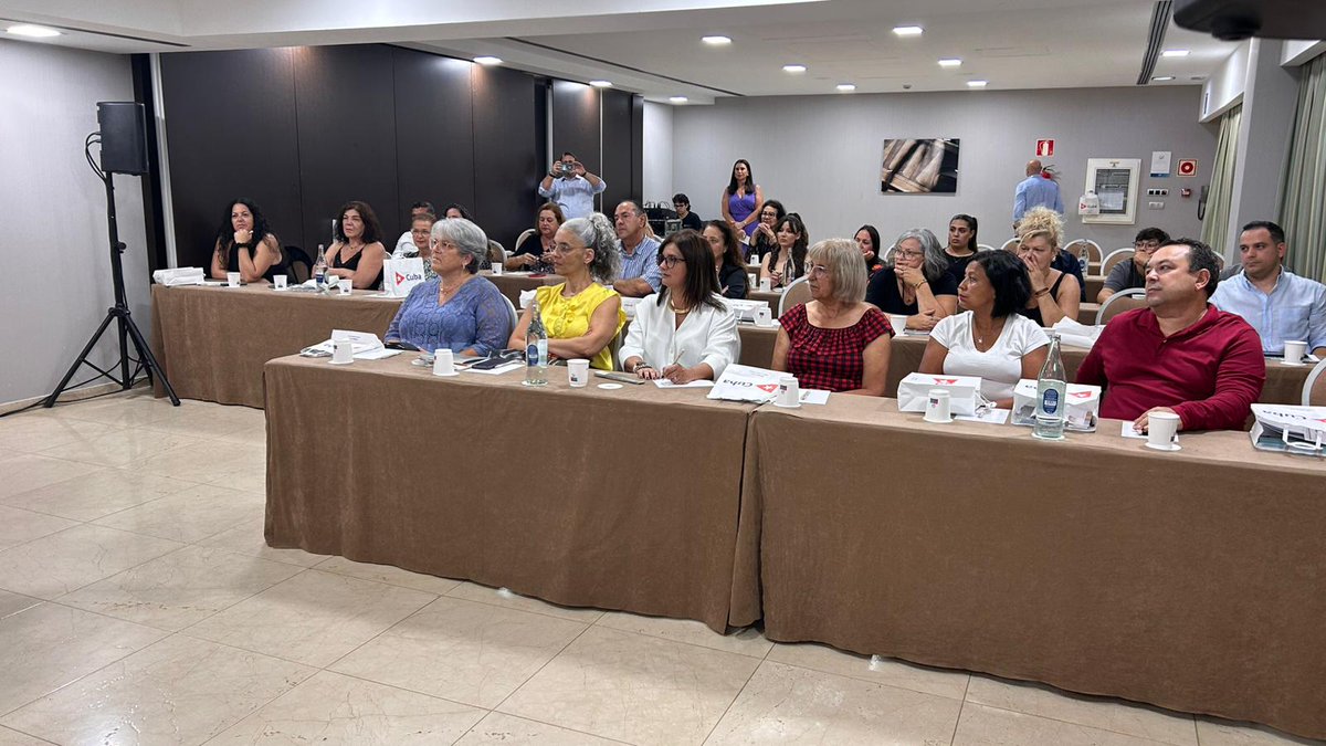 🇨🇺✈️🌴La oficina de Turismo de Cuba junto a Viajes Guamá realizaron ayer la presentación del destino Cuba en Tenerife👏.Esta noche tendremos otra presentación en Las Palmas para mostrarle al mundo un trocito de la Isla Bella🤩🙌
#CubaTeEspera #AtreveteaVivirlo #traveling #viajes