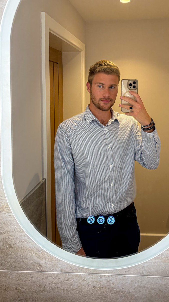 Joe Holmes tweet media