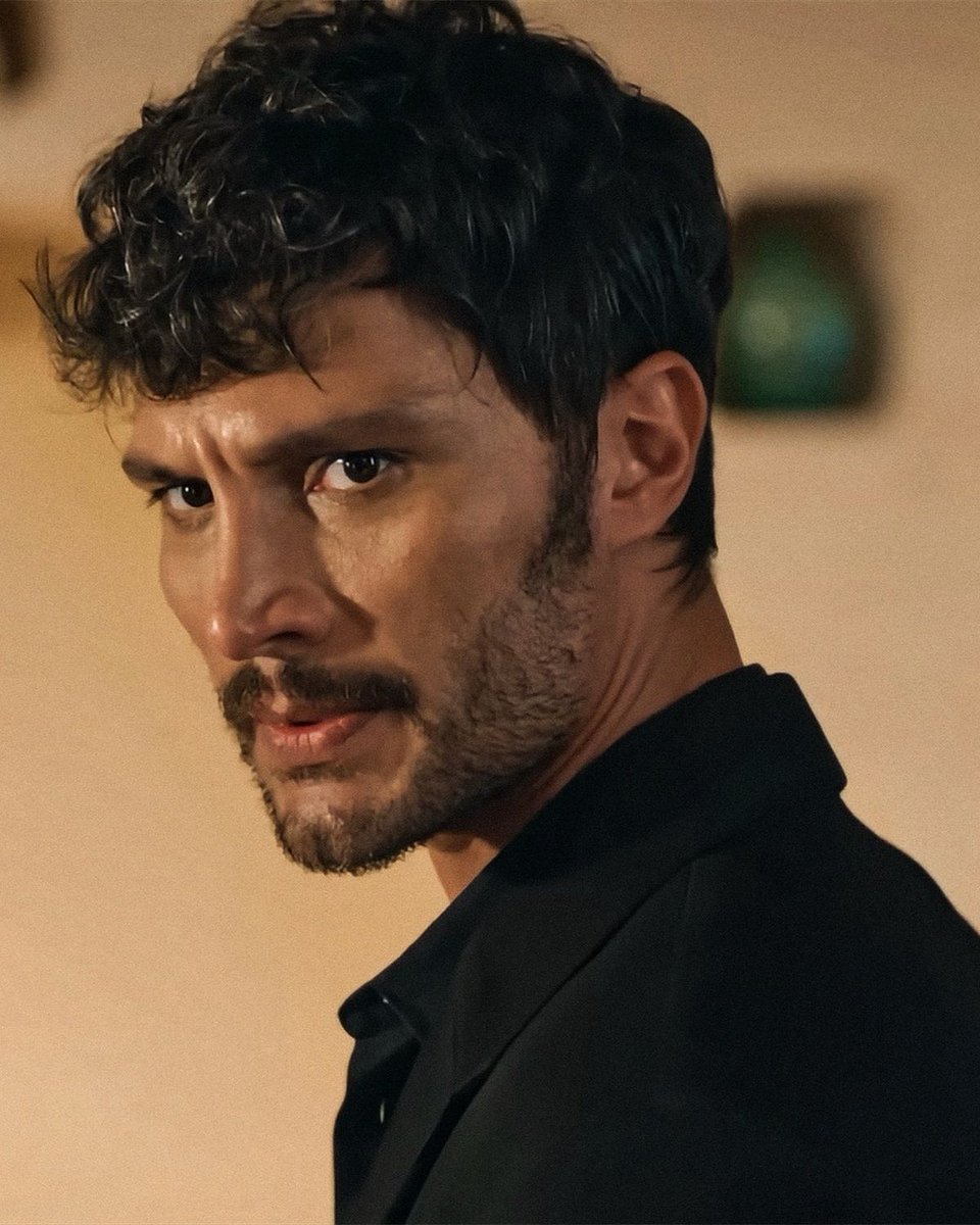 Mrska1998's tweet image. Ateş &amp;gt; Serhat

I know we all agree on this topic.

#HalefKöklerinÇağrısı • #YılSer