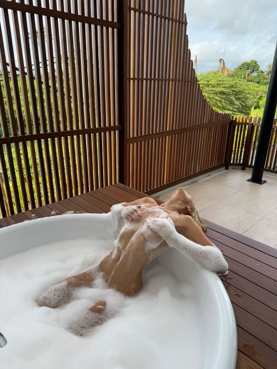 奶瓶.:*(⃔ *`꒳´ * )⃕↝ (@hk89i315) / Posts / X