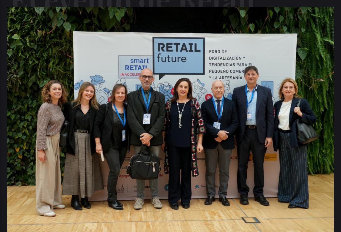 VLCshopping's tweet photo. Ayer asistimos al @retailfuturecv, un espacio clave para el futuro del sector
Queremos felicitar muy especialmente a nuestros asociados de Il Baco da Seta, por el merecido reconocimiento que han recibido durante este evento
#RetailFuture #CaixaForum #comercioscentrovalencia https://t.co/f7iMUd85HH