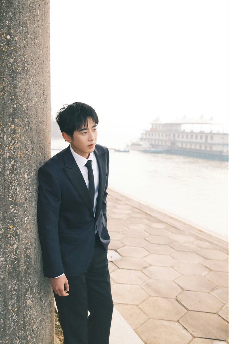 iLoVIit's tweet photo. 비하인드 📸

© 梁靖康今天营业了 

#梁靖康 #LiangJingkang #양정강 https://t.co/Pc0ZBODMfT
