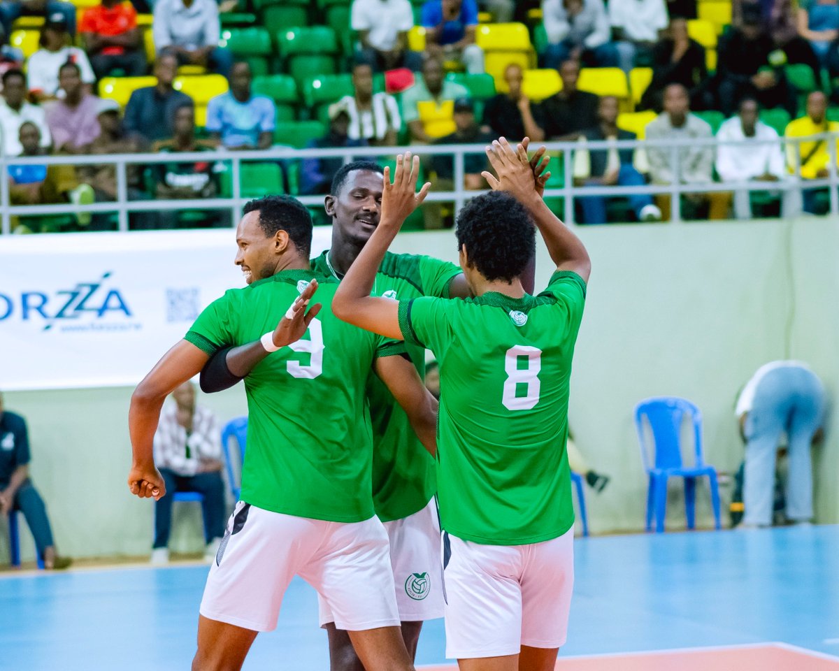 amonb_official's tweet photo. 🚨It’s going to be electric in #Gisagara🔥, It’s Day 3 of the #RNVL 2025-2026 with tough games on the calendar. Will Kepler🟢 allow a second consecutive defeat? Will Coach Mulinge’s APR VC⚫️ look the same as last season?🤷🏻♂️
#PoliceVC’s first serious test comes against the hosts #Villagers🟠 🤓
What can we expect from former national teammates Yakan and Muson, now leading these two giants from the sidelines?
Any questions for me🤓? I’m already on the way to the @GisagaraDistr home of the @GisagaraVBC
#KTSports