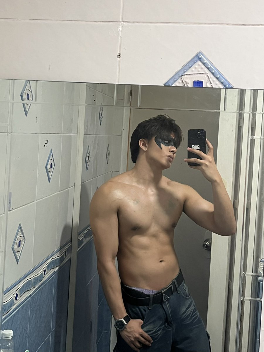 WINCOCKLUVR's tweet image. clyde pls do the pumpkin challenge