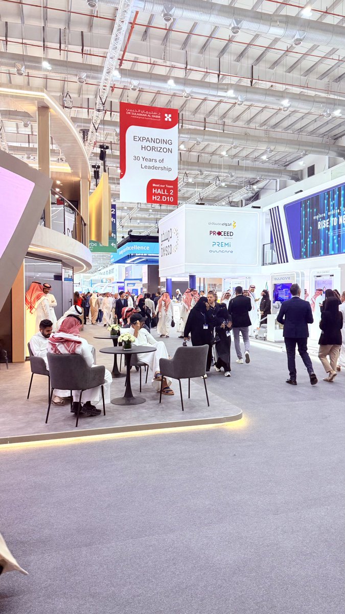 Ph_moayad7's tweet image. فـي قـلـب الـريـاض💚 
لا ننتظر المستقبل بل نصنعه 🌟

#ملتقى_الصحة_العالمي_2025 #GlobalHealthExhibition
