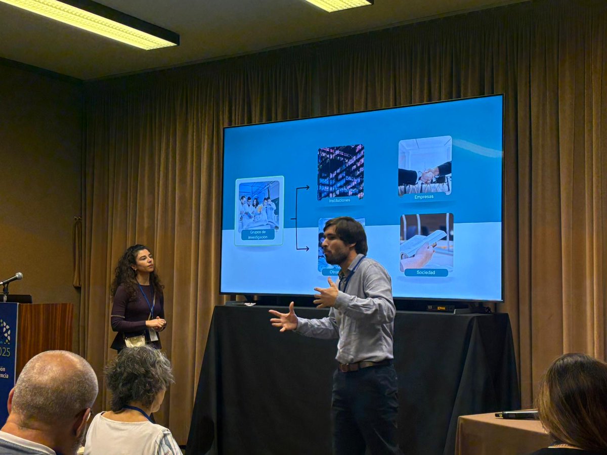 CSIC_VAACT's tweet image. 📢Desde VAACT llevamos las #PTI y #ConexionesCSIC al #CCSC2025 @aecomcientifica @UIBuniversitat, mostrando cómo la #colaboración entre disciplinas y una #comunicacióncientífica interna sólida impulsan una ciencia con mayor #impacto.
#CSIC #CienciaColaborativa