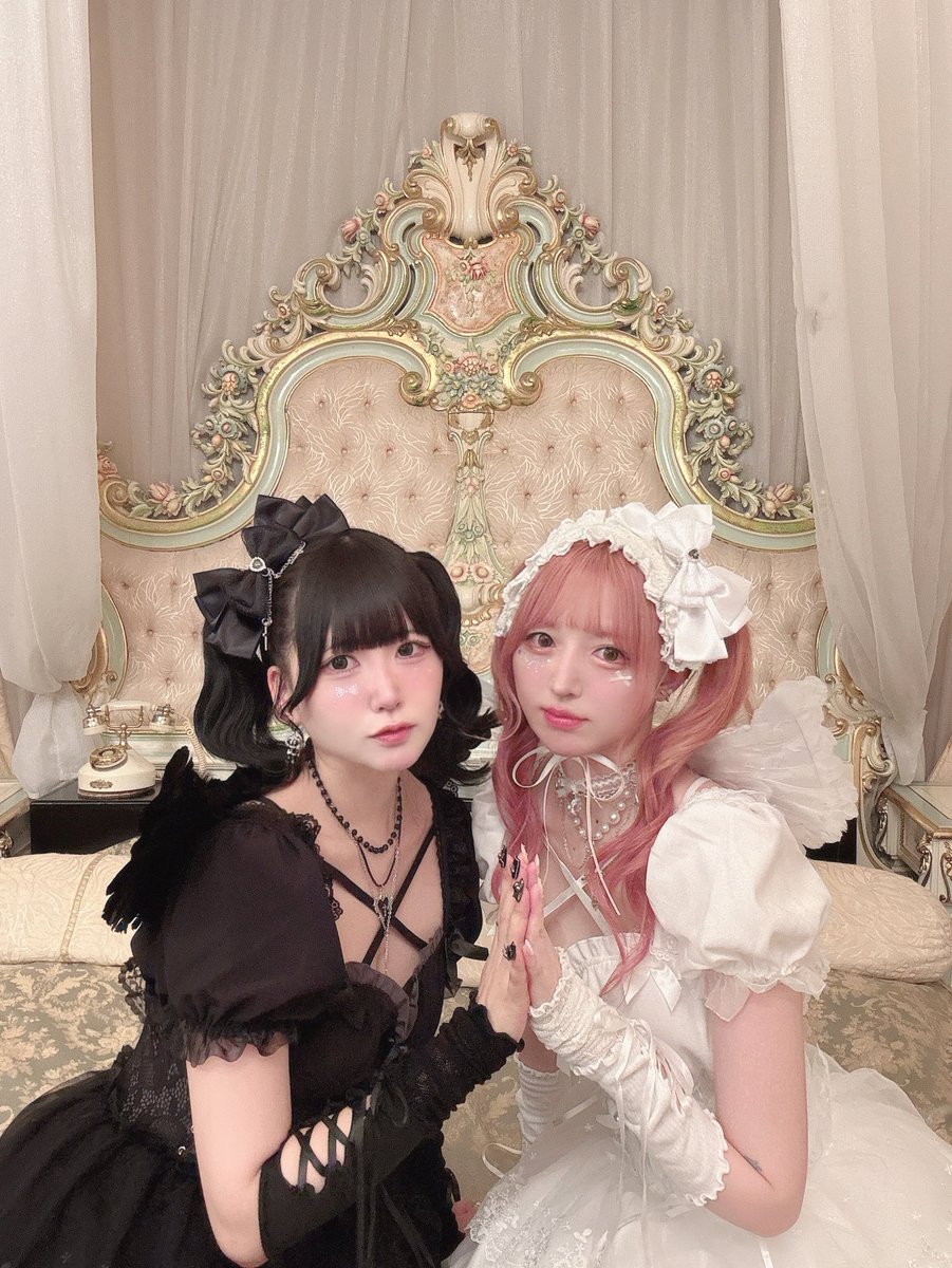 pyuru_ppp's tweet photo. 𓆩𓆪 ₊˚ ֺ  🖤🤍 ࣭  Happy Halloween ✩ ︵ ︵

#PPP #ぴぴぴ https://t.co/4mFqccHVd3