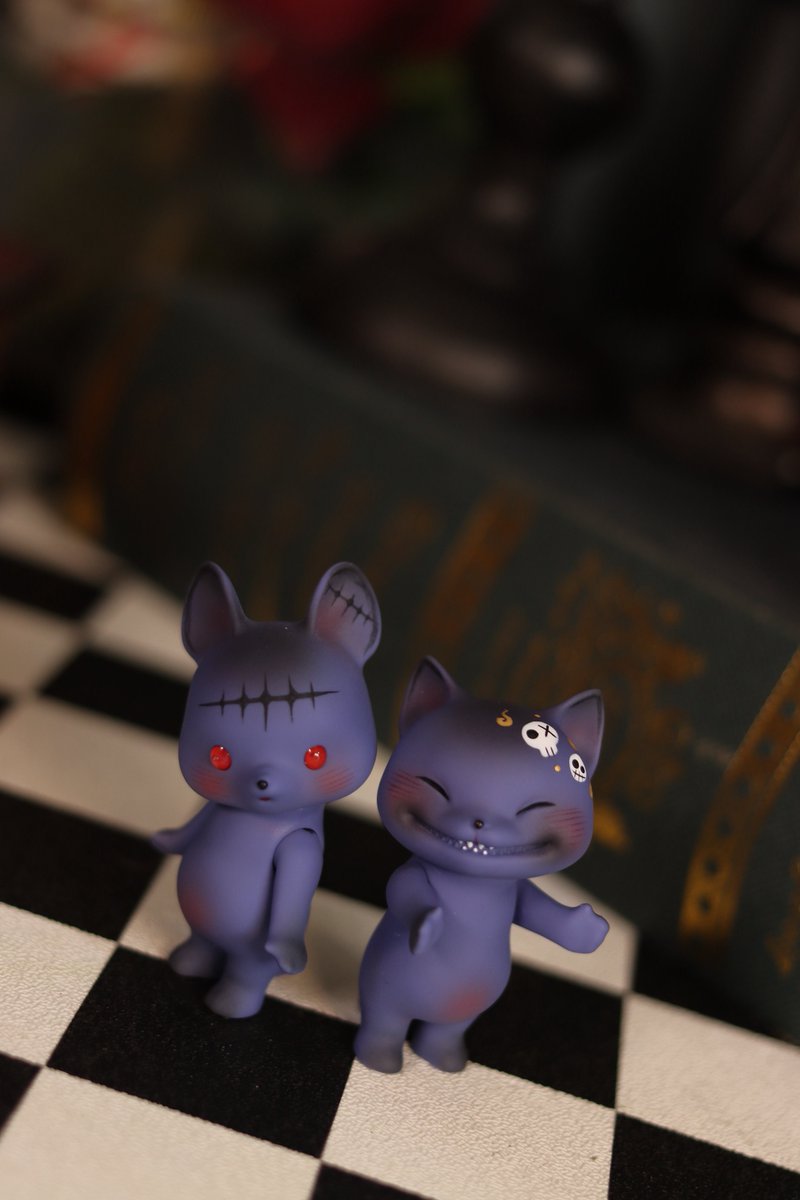 PIPOSDOLL's tweet image. 🦇 いたずらはまだ終わらない。
장난은 아직 끝나지 않았어 🎃
The mischief goes on through the night 🌙
#PIPOS #4Chi4x #DarkHalloween2025 #BJD