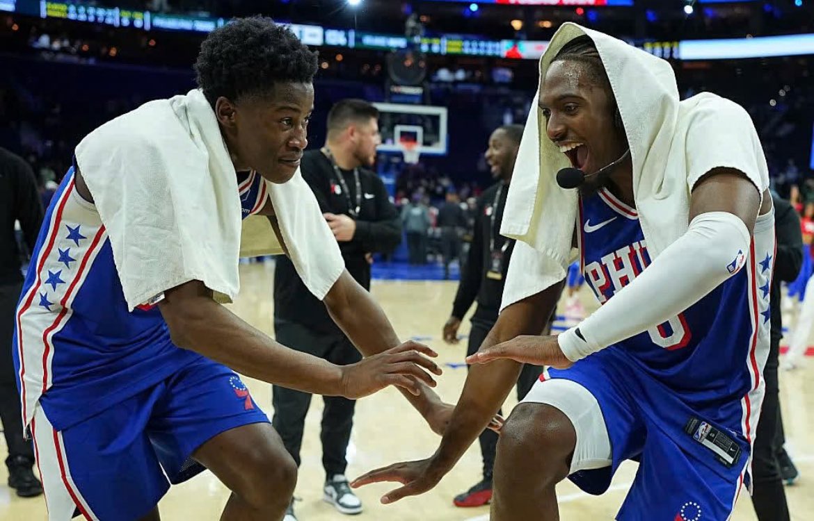 #HappyHalloween🦇🎃

SIXERS HOOPS TONIGHT ❤️💙