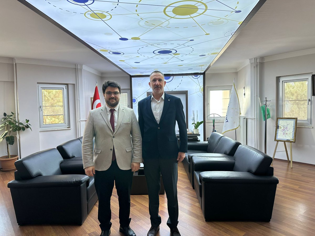 KBUTeknokent's tweet image. Karabük Teknokent Genel Müdürü Dr. Öğr. Üyesi Samet NOHUTÇU, Konya Teknokent Genel Müdürü Prof. Dr. Mustafa ACARER’i ziyaret etti.

👉l24.im/sZKv 

@konyateknokentt