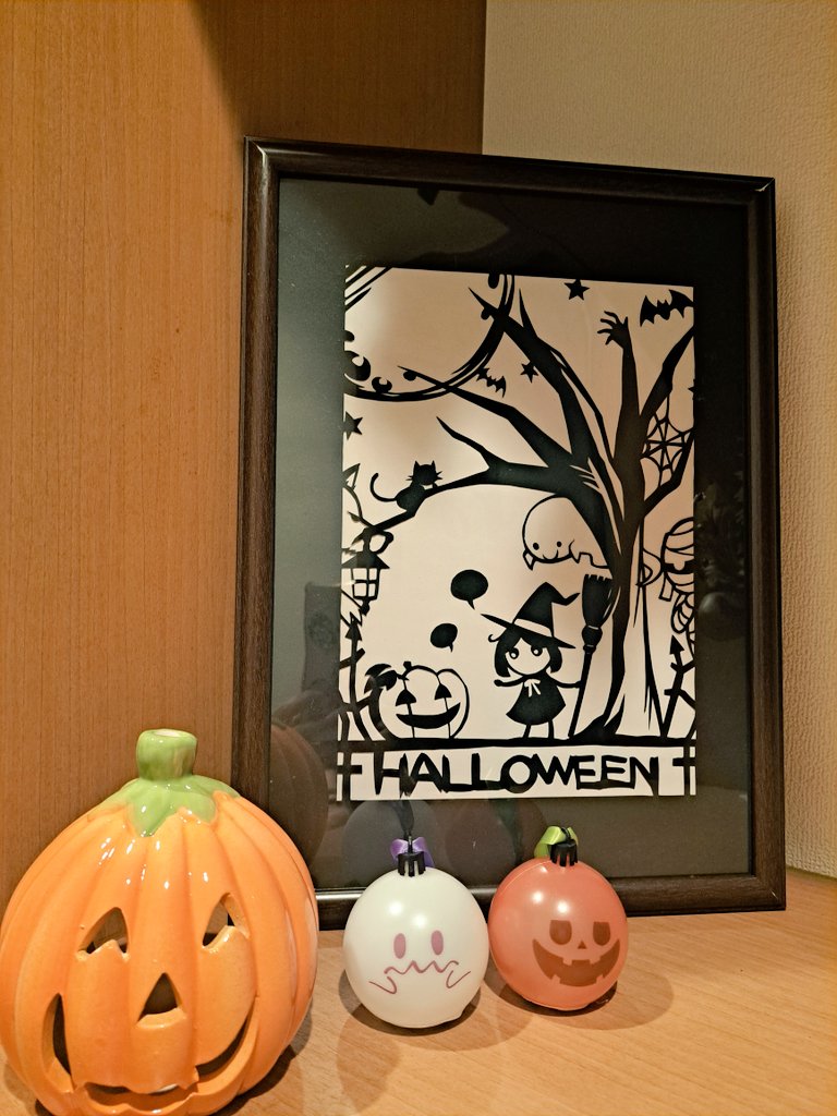 ハロウィーン切り絵 - Search / X