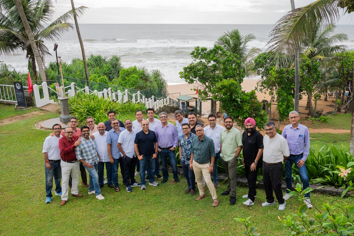 ASA_cci's tweet image. Work, laughter, and a little island sunshine 
Our partners’ offsite in Sri Lanka was all about reflection, connection, and recharging for what’s ahead.

#OffsiteVibes #TeamTime #FutureForward
